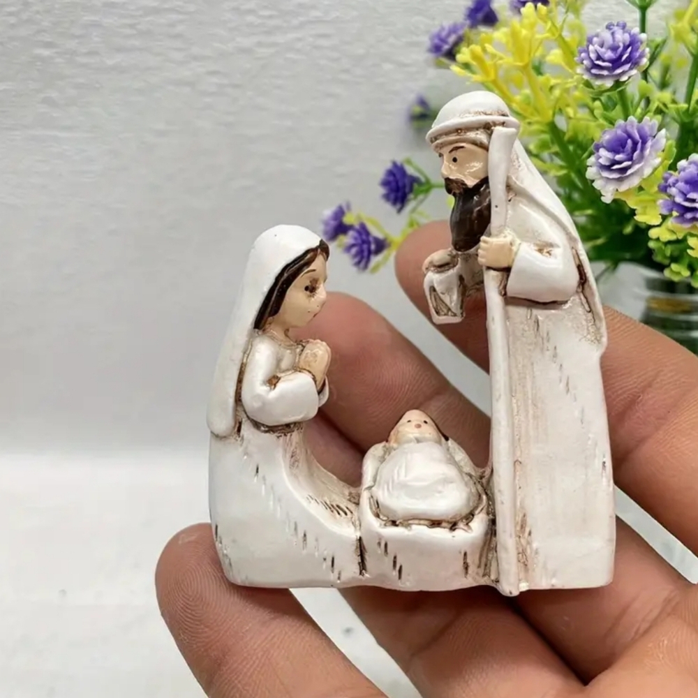 NEW! Holy Family Resin Figurine - Picture 1 of 10